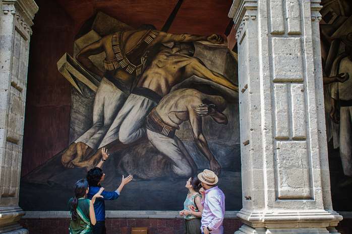 Painting a Picture of Mexico: A Mural History Tour