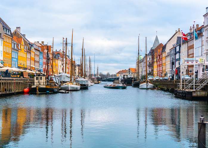 Introduction to Copenhagen Tour with Nyhavn