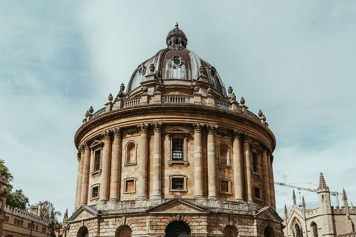 Literary Oxford Tour: City of Books, City of Writers