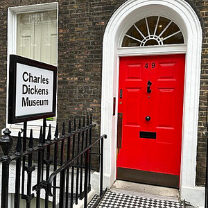 literary tour london