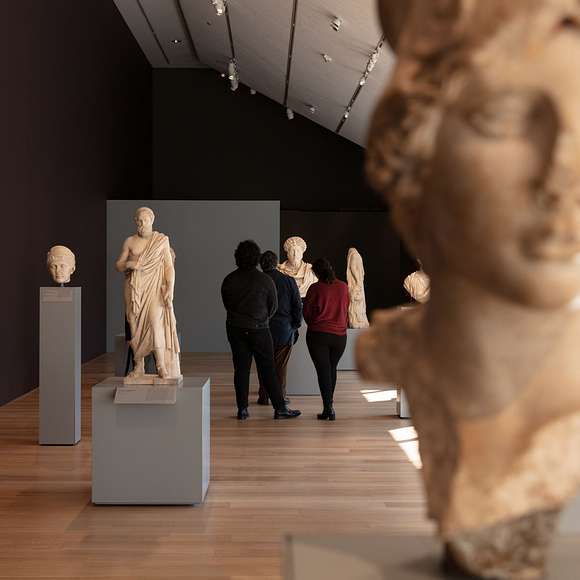 chicago art institute tours