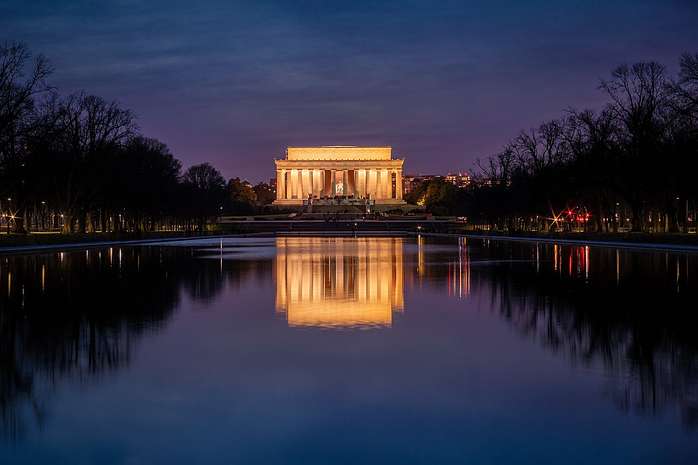 The National Mall at Night Tour