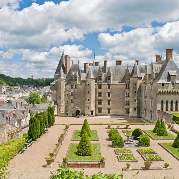 loire valley tours