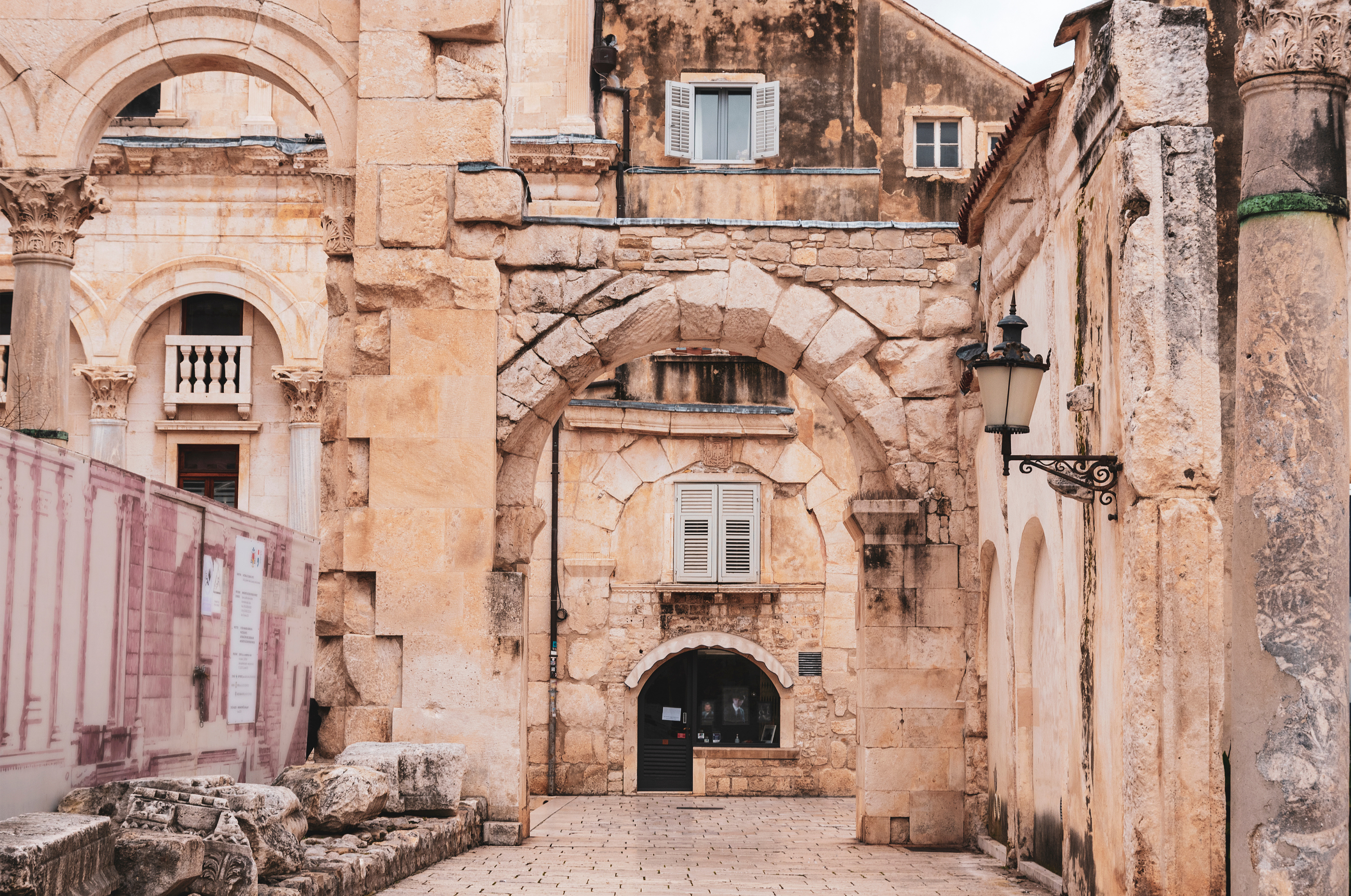 Private Split Walking Tours with Expert Guides