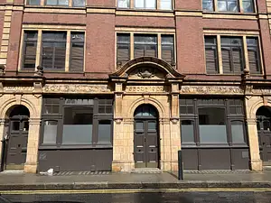 Photo Shared by Claudia with their review