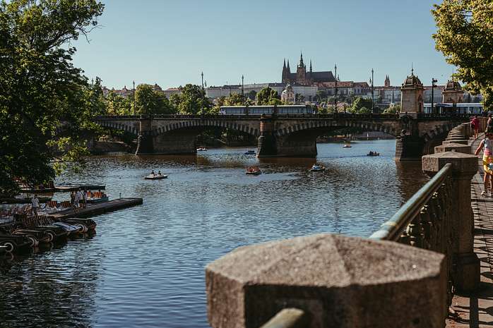 Prague Castle District Tour with Strahov Monastery