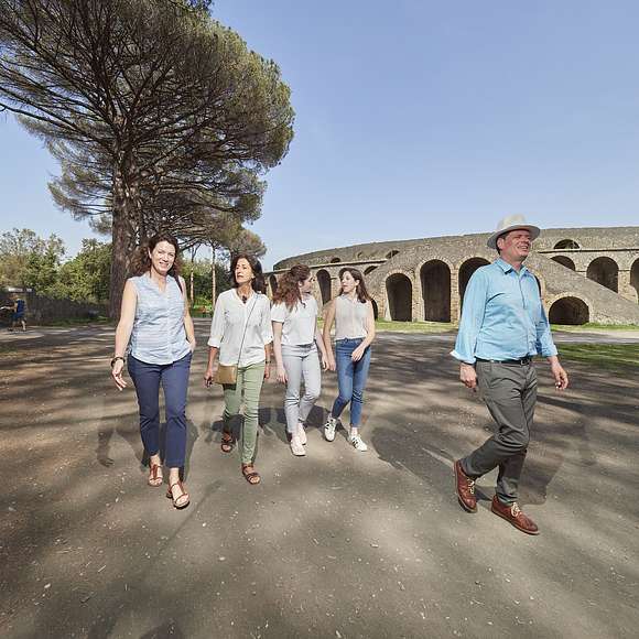 pompeii tour from naples